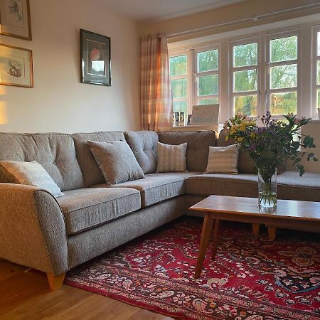 Relaxing Townhouse In The Heart Of Bridport Villa ภายนอก รูปภาพ