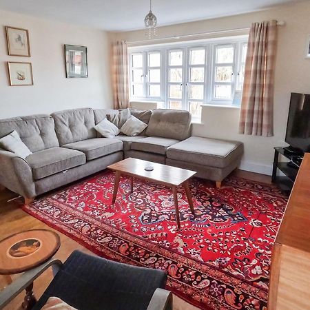 Relaxing Townhouse In The Heart Of Bridport Villa ภายนอก รูปภาพ