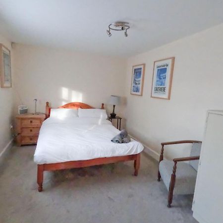 Relaxing Townhouse In The Heart Of Bridport Villa ภายนอก รูปภาพ