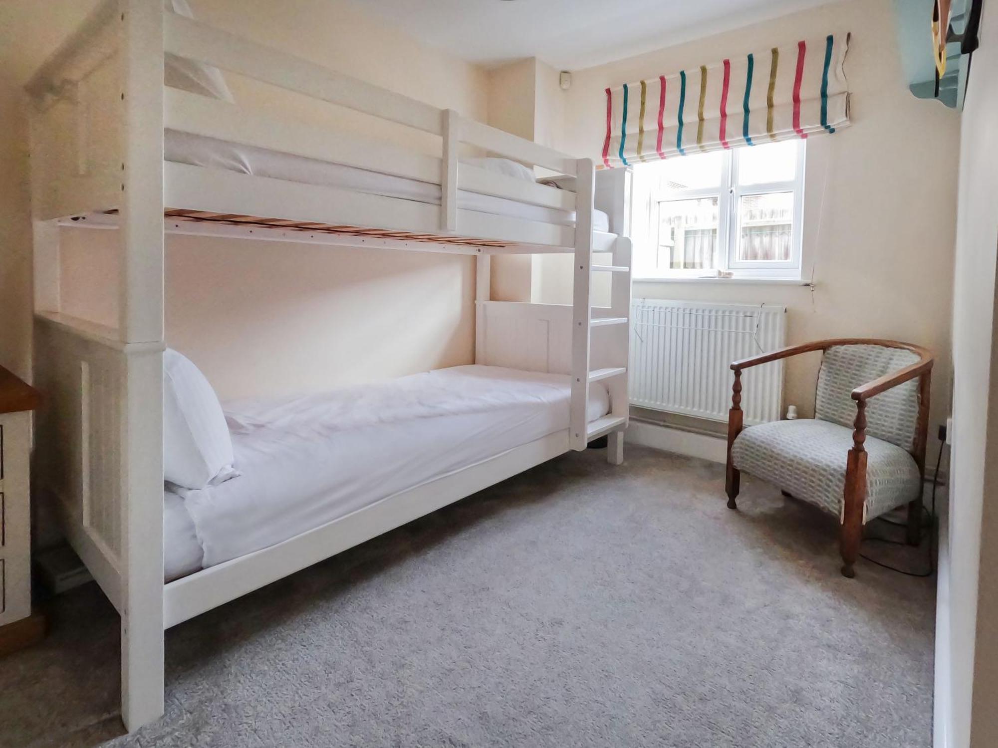 Relaxing Townhouse In The Heart Of Bridport Villa ภายนอก รูปภาพ